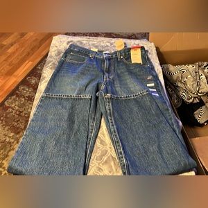 NWT Levi’s size 30x31